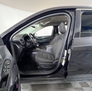 Used 2023 Ford Escape Active w/ Tech Pack #1 image 9