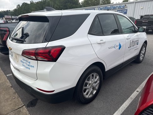 Used 2024 Chevrolet Equinox LS w/ LS Convenience Package image 4