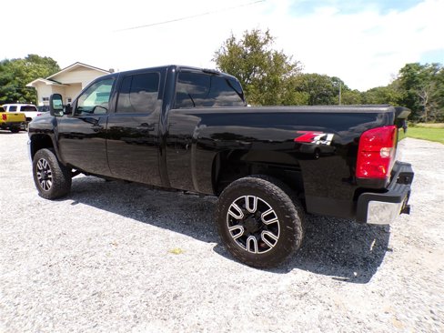 Used 2008 Chevrolet Silverado 2500 LTZ w/ Suspension Package, Off-Road image 2