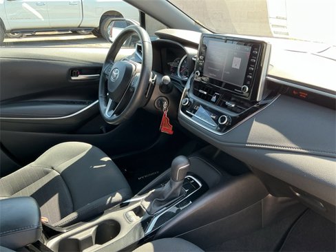Used 2021 Toyota Corolla SE image 25