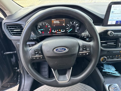 Used 2020 Ford Escape SE image 25