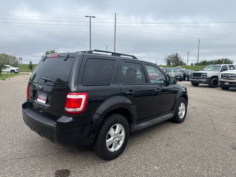 Used 2010 Ford Escape XLT image 9