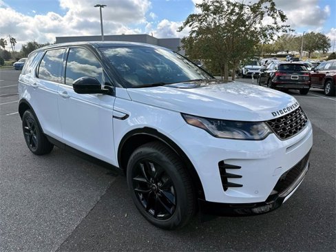 New 2025 Land Rover Discovery Sport Dynamic SE image 7