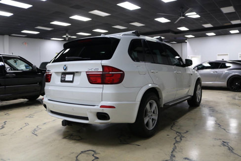 Used 2011 BMW X5 xDrive50i image 5