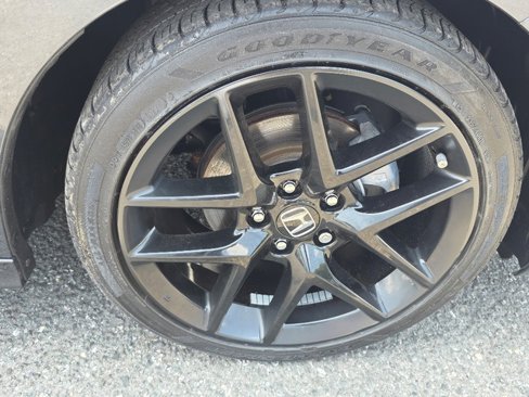 Used 2023 Honda Civic Sport image 9