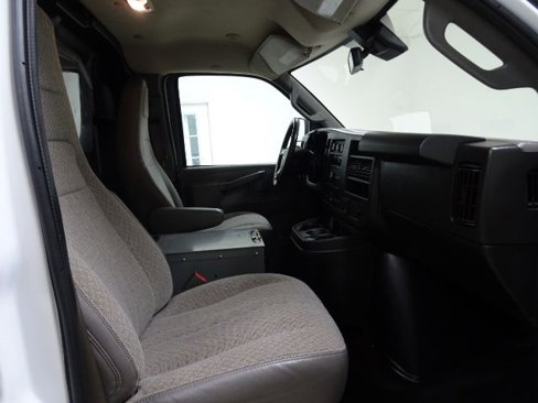 Used 2019 Chevrolet Express 2500 w/ Driver Convenience Package image 32