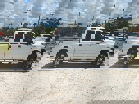 Used 2007 Ford F250 XL image 3