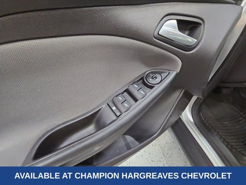 Used 2014 Ford Focus SE w/ SE Winter Package image 32