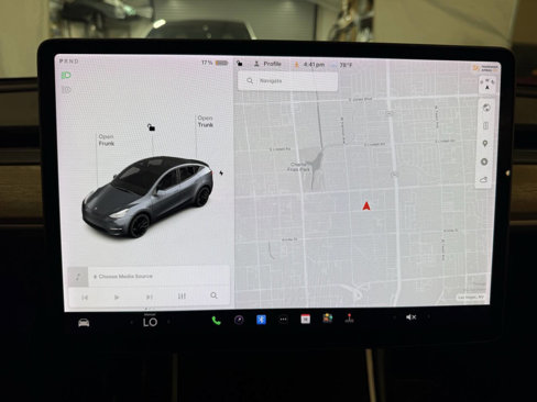 Used 2020 Tesla Model Y Performance image 10