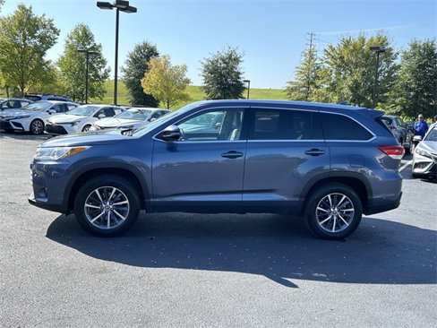 Used 2019 Toyota Highlander XLE image 7