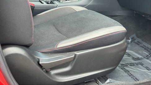 Used 2017 Subaru Crosstrek 2.0i Premium w/ Special Edition image 12
