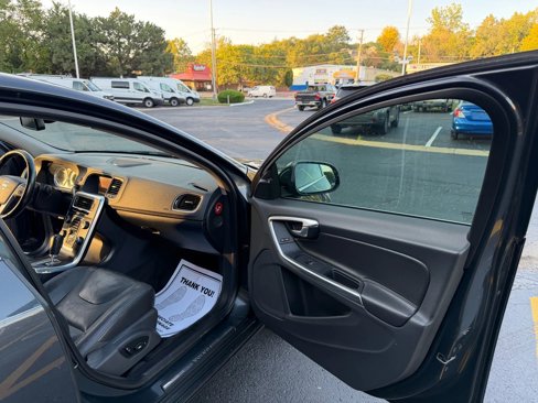 Used 2012 Volvo S60 T5 w/ Multimedia Pkg image 28