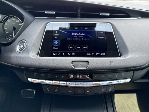 Used 2019 Cadillac XT4 Sport image 18