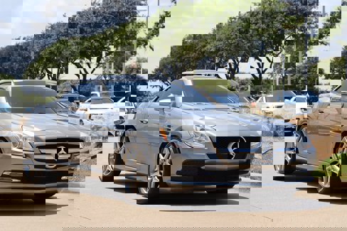Used 2015 Mercedes-Benz SLK 250 w/ Premium Package image 3