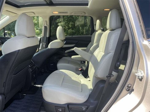 Used 2019 Subaru Ascent Limited image 12