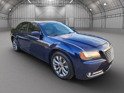 Used 2014 Chrysler 300 S image 1