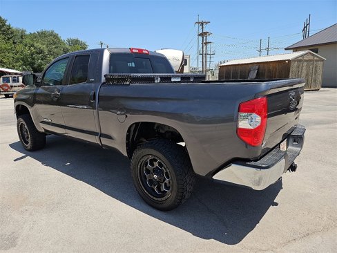Used 2017 Toyota Tundra SR5 image 4