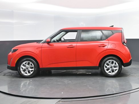 New 2025 Kia Soul LX image 3