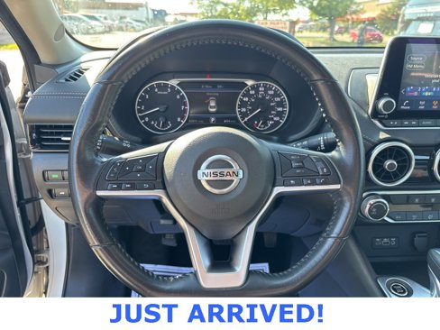 Used 2022 Nissan Sentra SV image 9