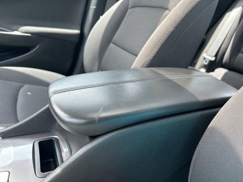 Used 2023 Chevrolet Malibu LT image 30
