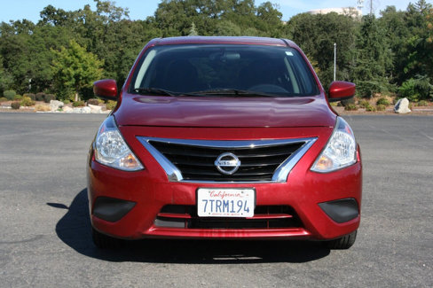 Used 2017 Nissan Versa SV image 9