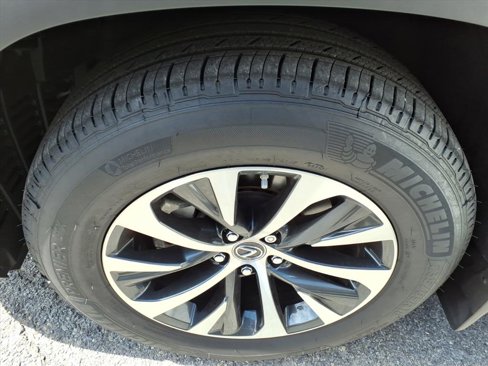Used 2021 Lexus RX 350L Premium w/ Premium Package image 21