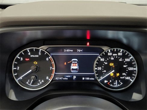 Used 2024 Nissan Rogue SV image 24