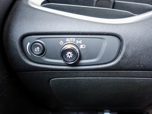 Used 2023 Chevrolet Malibu LT image 10