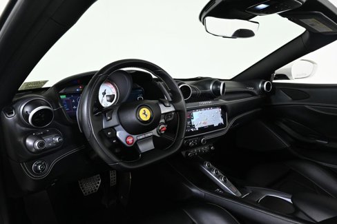 Used 2020 Ferrari Portofino image 8