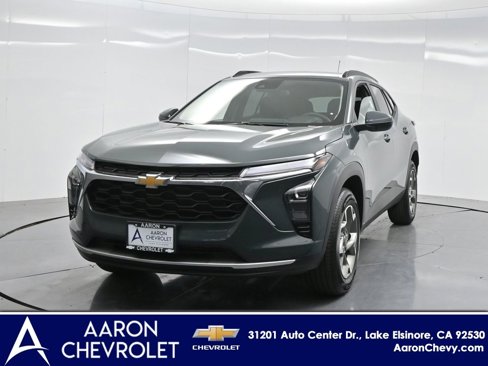 New 2025 Chevrolet Trax LT w/ Driver Confidence Package image 1