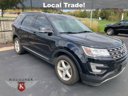 Used 2017 Ford Explorer XLT w/ Equipment Group 202A image 1