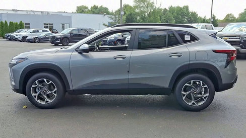 New 2025 Chevrolet Trax LT image 5