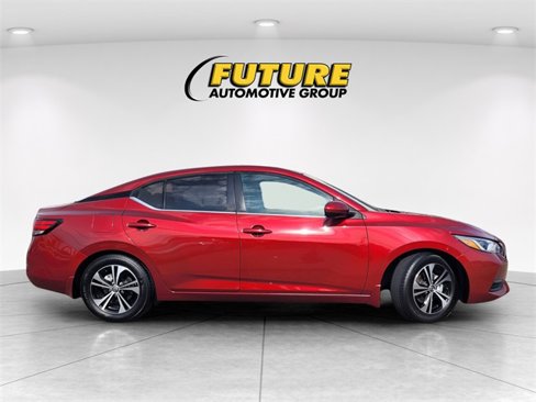 Used 2021 Nissan Sentra SV image 3