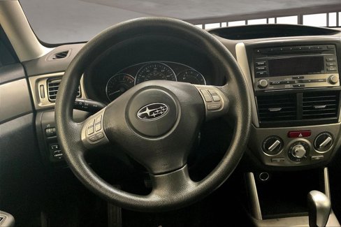 Used 2010 Subaru Forester 2.5X Premium image 5