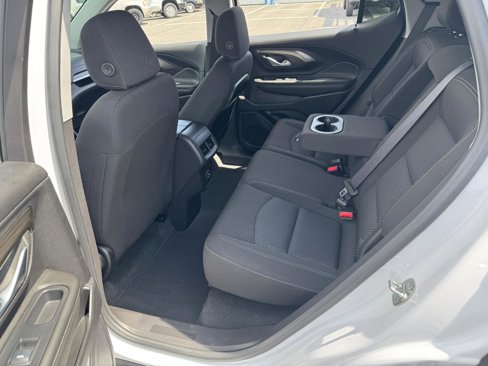 Used 2024 GMC Terrain SLE image 13