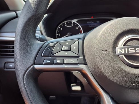 Used 2023 Nissan Altima 2.5 SV image 23