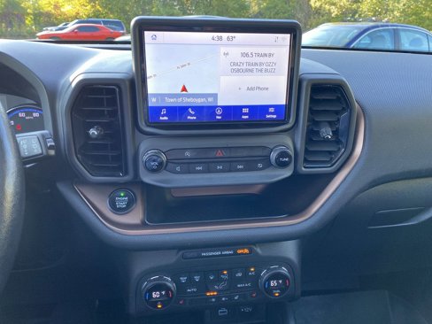 Used 2021 Ford Bronco Sport Outer Banks w/ Outer Banks Package image 9