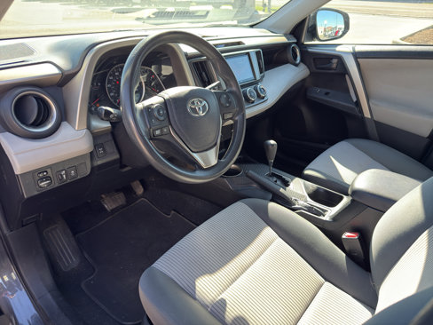 Used 2014 Toyota RAV4 LE image 13