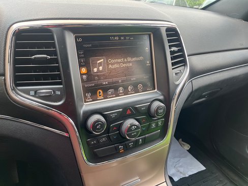 Used 2015 Jeep Grand Cherokee Limited image 14