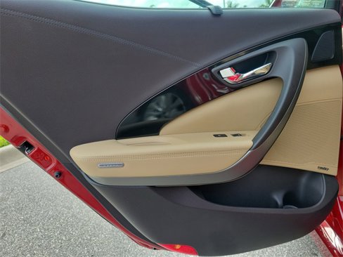 Used 2015 Hyundai Azera Limited image 16