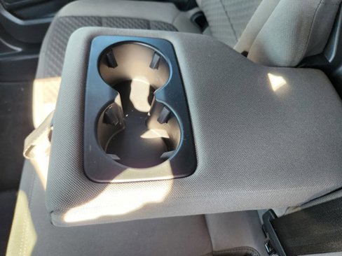 Used 2020 Ford Escape SE image 28