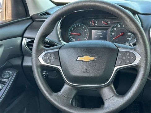 Used 2021 Chevrolet Traverse LS image 13