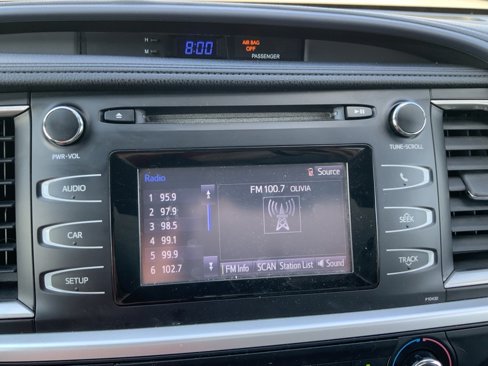 Used 2014 Toyota Highlander LE image 33
