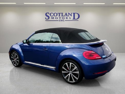 Used 2014 Volkswagen Beetle R-Line image 8