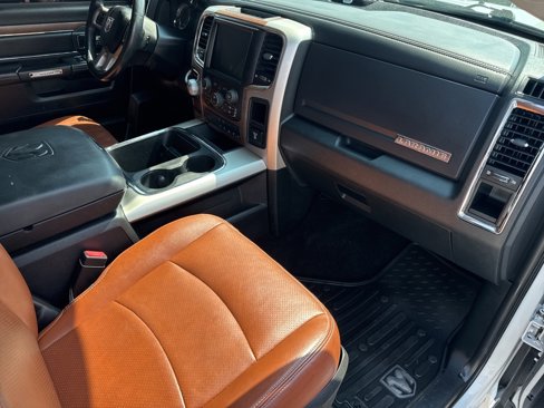 Used 2016 RAM 1500 Laramie image 26