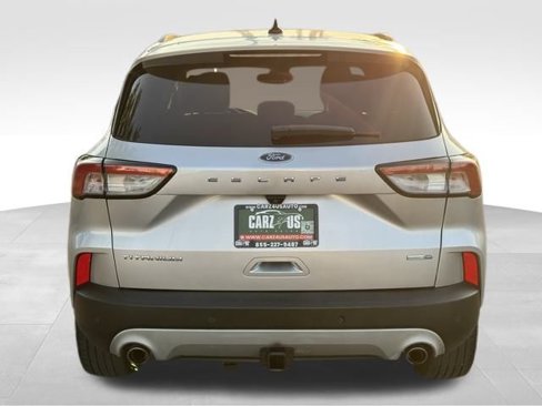 Used 2020 Ford Escape Titanium image 8