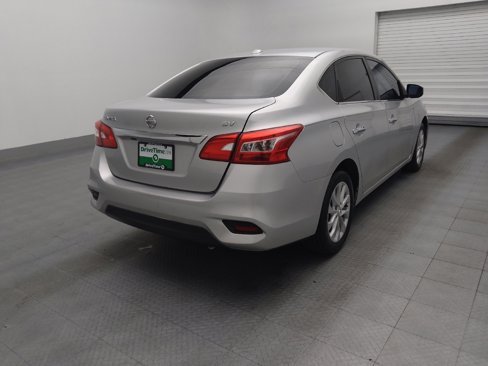 Used 2019 Nissan Sentra SV image 9