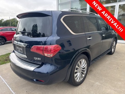 Used 2017 INFINITI QX80 4WD w/ Driver Assistance Package image 4