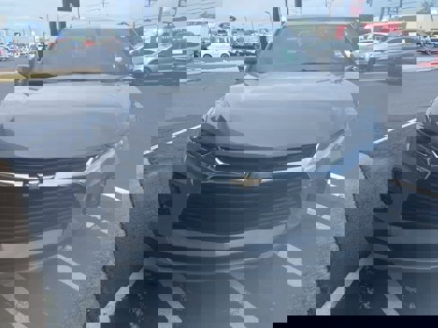 Used 2021 Chevrolet Blazer LT image 2