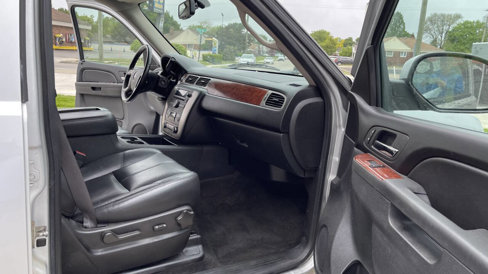 Used 2013 GMC Yukon XL SLT image 14